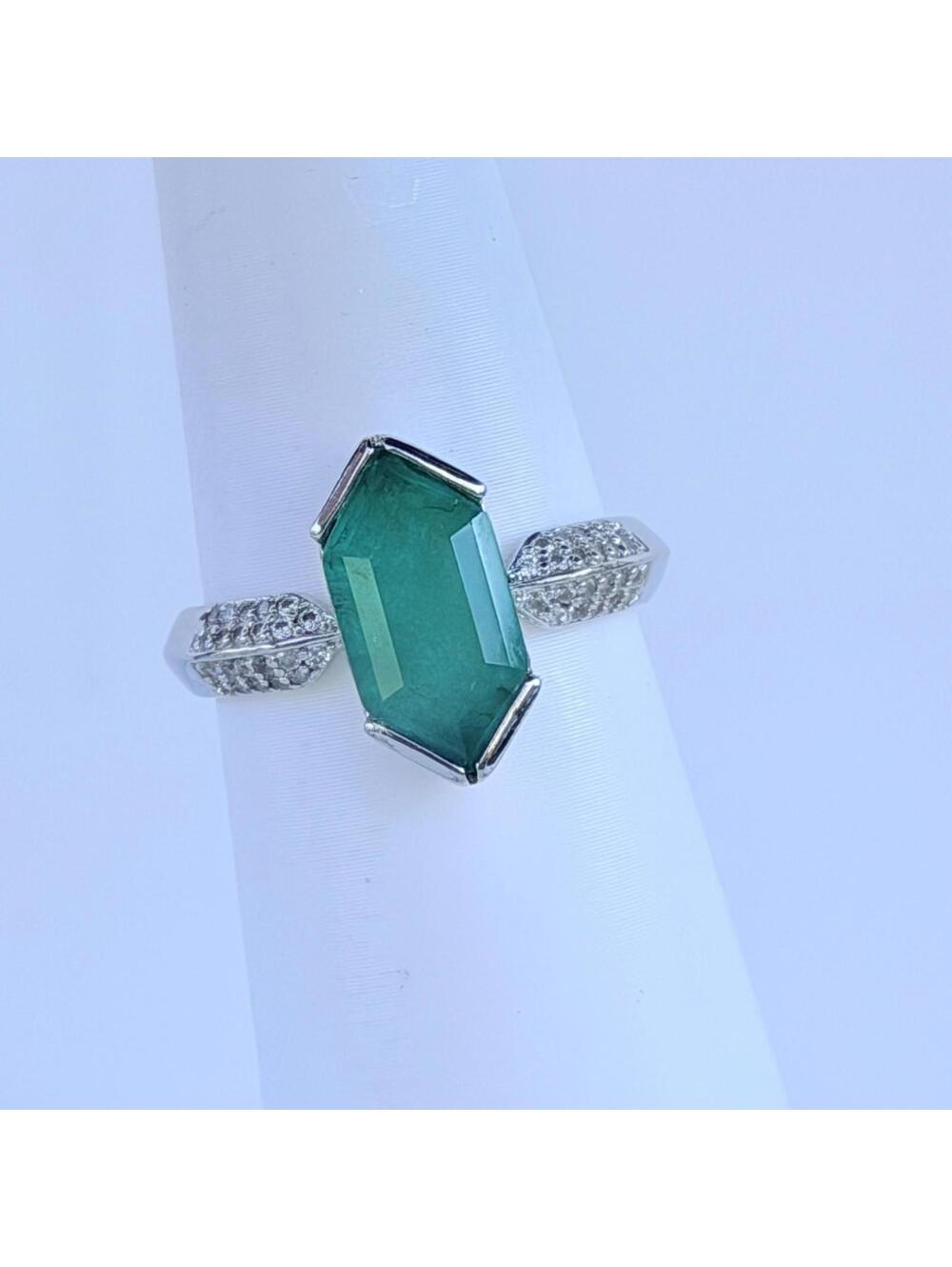 Bomb Party May Ring Sz 9 "Blissful Blossom" Lab Created Emerald on Rhodium